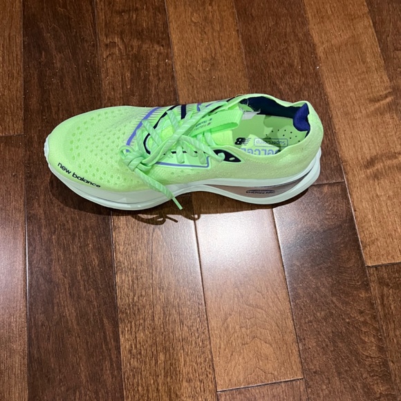 New Balance Fuel Cell Super Comp Trainer NWOT - Picture 5 of 6
